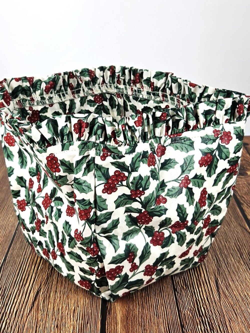 Longaberger NOS 100% Cotton Christmas Holly Berry Fabric Storage Basket Liner